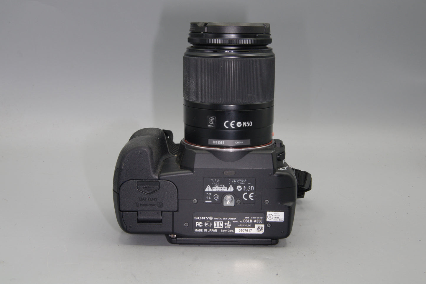 Sony Alpha A350 14.2MP DSLR with 18-70mm Lens - Excellent Conditon