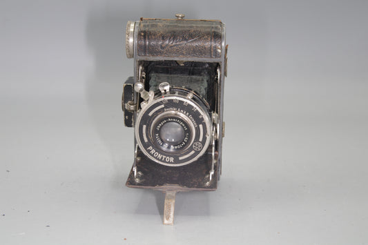 Ihagee Folding Camera with 70mm F/4.5 Lens