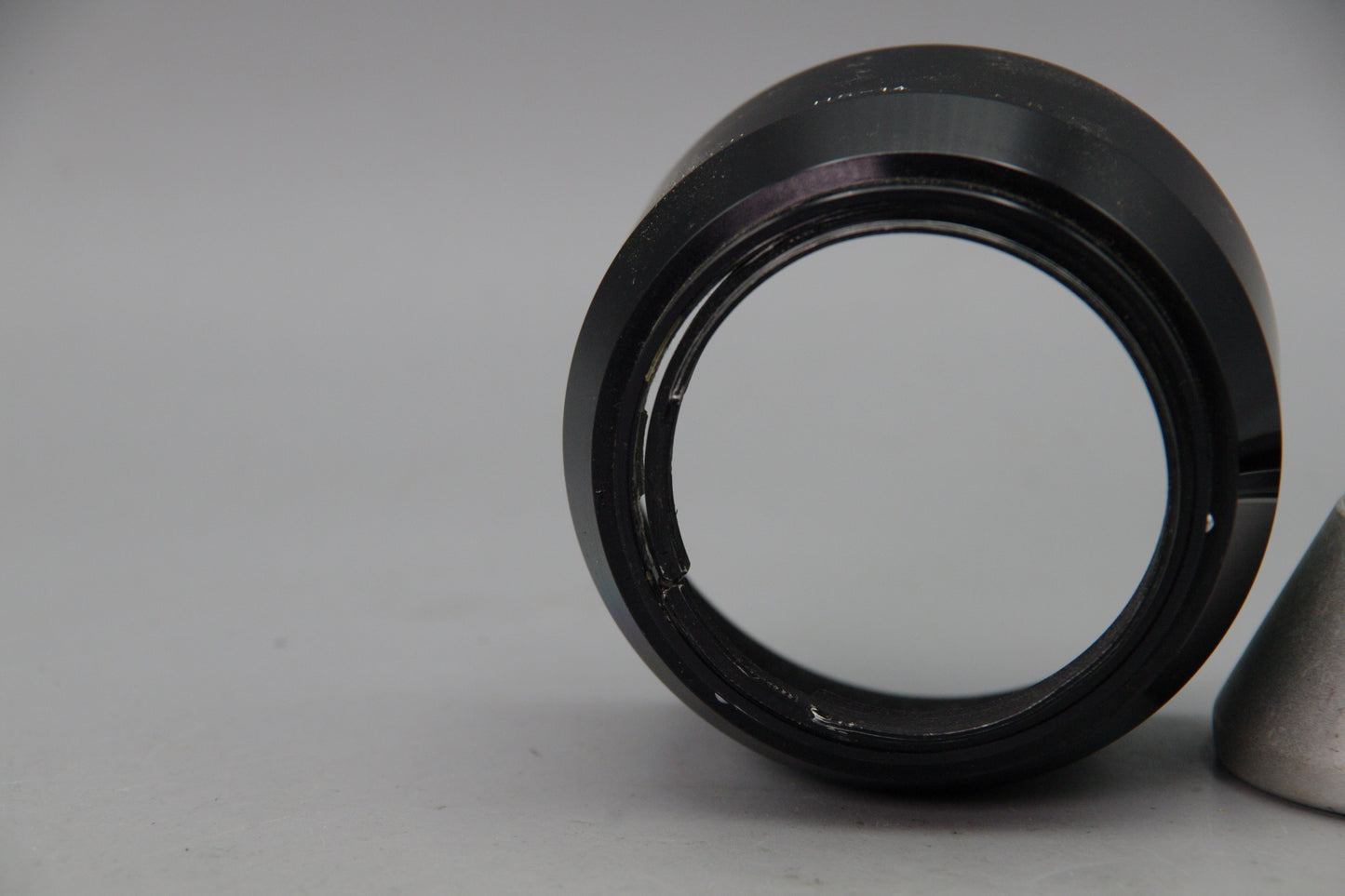 Genuine Nikon HS‑14 Metal Lens Hood for Nikkor 85mm f/2 AI‑S