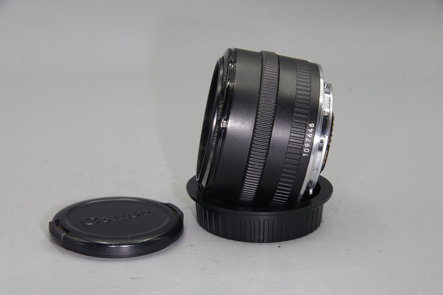 Canon EF 50mm f/1.8 Lens – Metal Mount – Excellent Condition