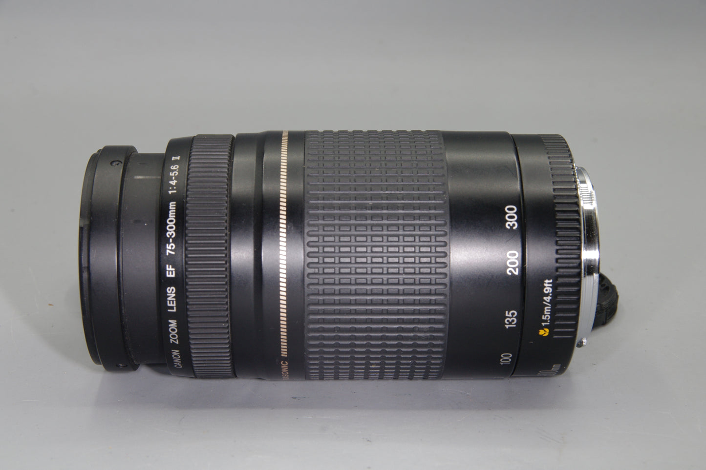 Canon 75-300mm F/4-5.6 II Ultrasonic USM EF Mount Zoom Lens - Excellent