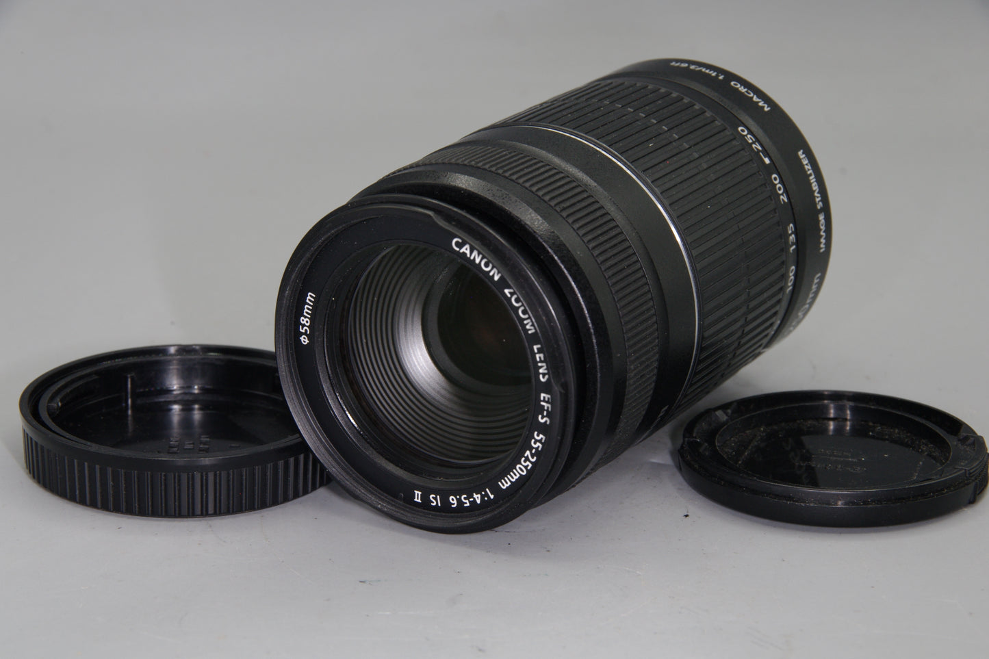 Canon EF-S 55–200mm f/4–5.6 IS Lens – APS-C Telephoto – Excellent Condition