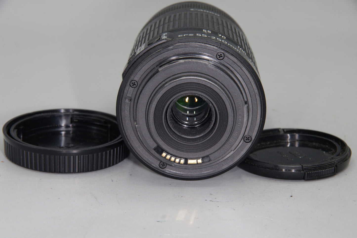 Canon EF-S 55–200mm f/4–5.6 IS Lens – APS-C Telephoto – Excellent Condition