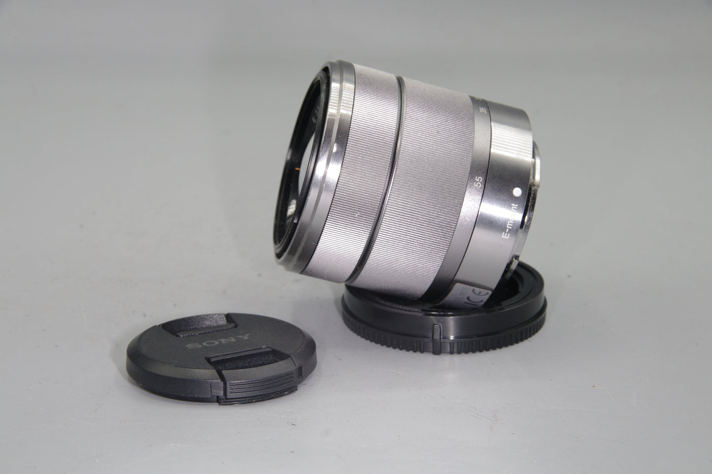 Sony SEL1855 E 18–55mm f/3.5–5.6 OSS Lens – Very Good Condition