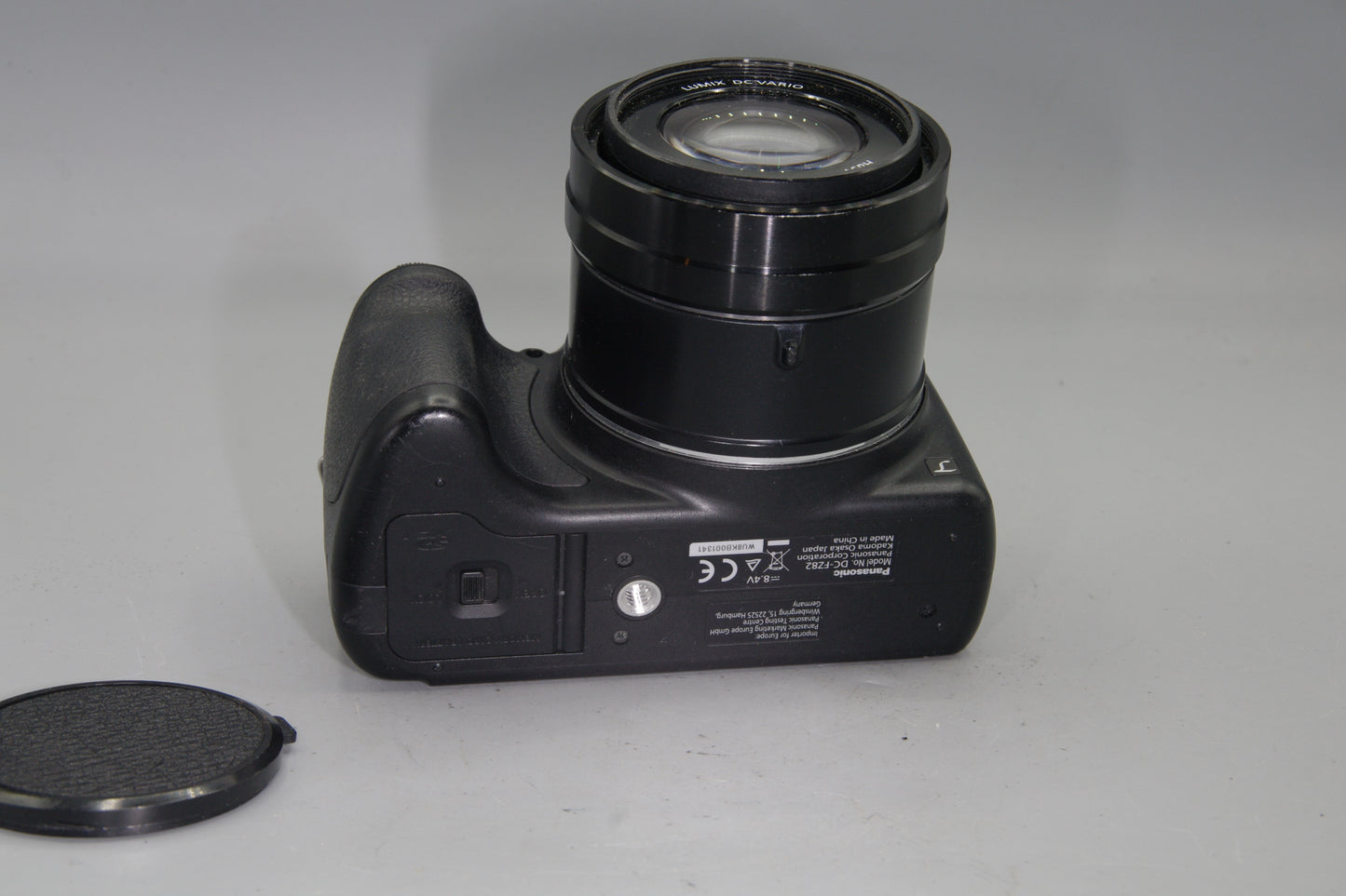 Panasonic Lumix FZ82 18.1MP Digital Bridge Camera - Excellent Condtion