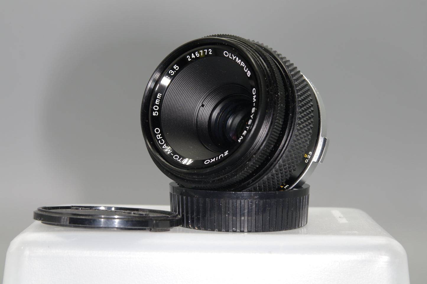 Olympus OM Zuiko Auto-Macro 50mm F/3.5 - Olympus OM Mount
