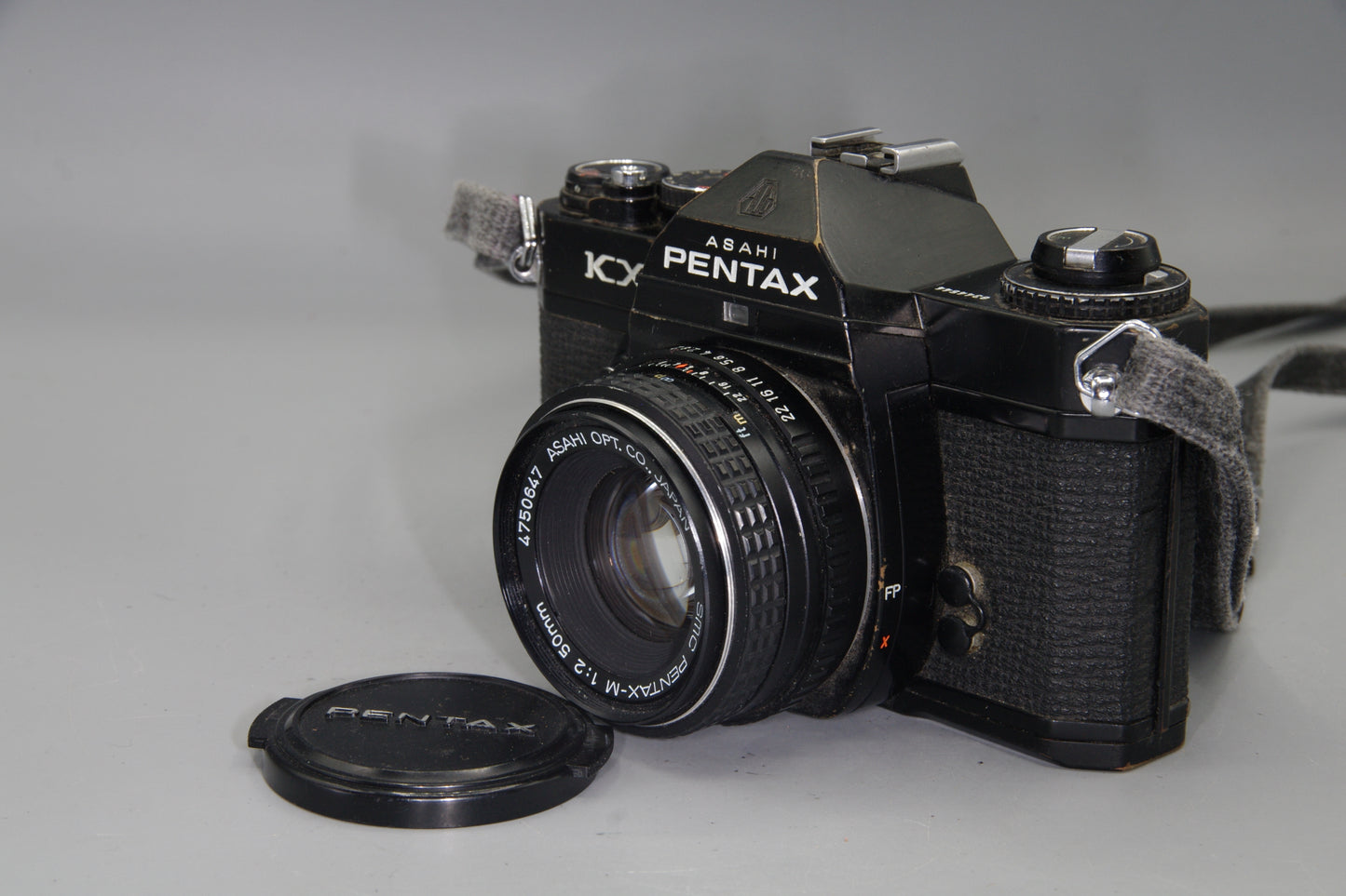 Pentax KX 35mm SLR Camera with Pentax-M 50mm F/2 Lens - Tested VGC