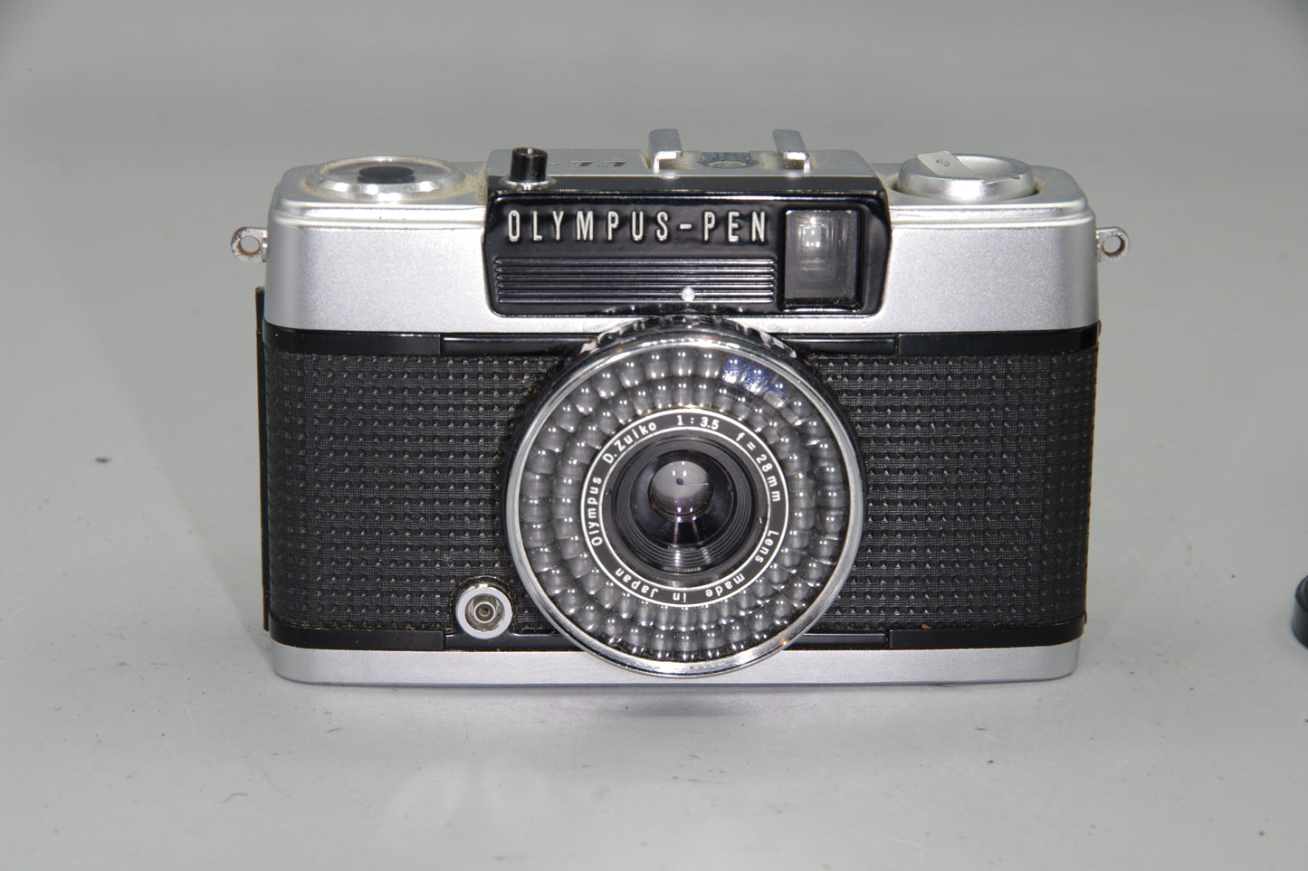 Olympus PEN EE-3 Half-Frame 35mm Film Camera – Red Flag Working