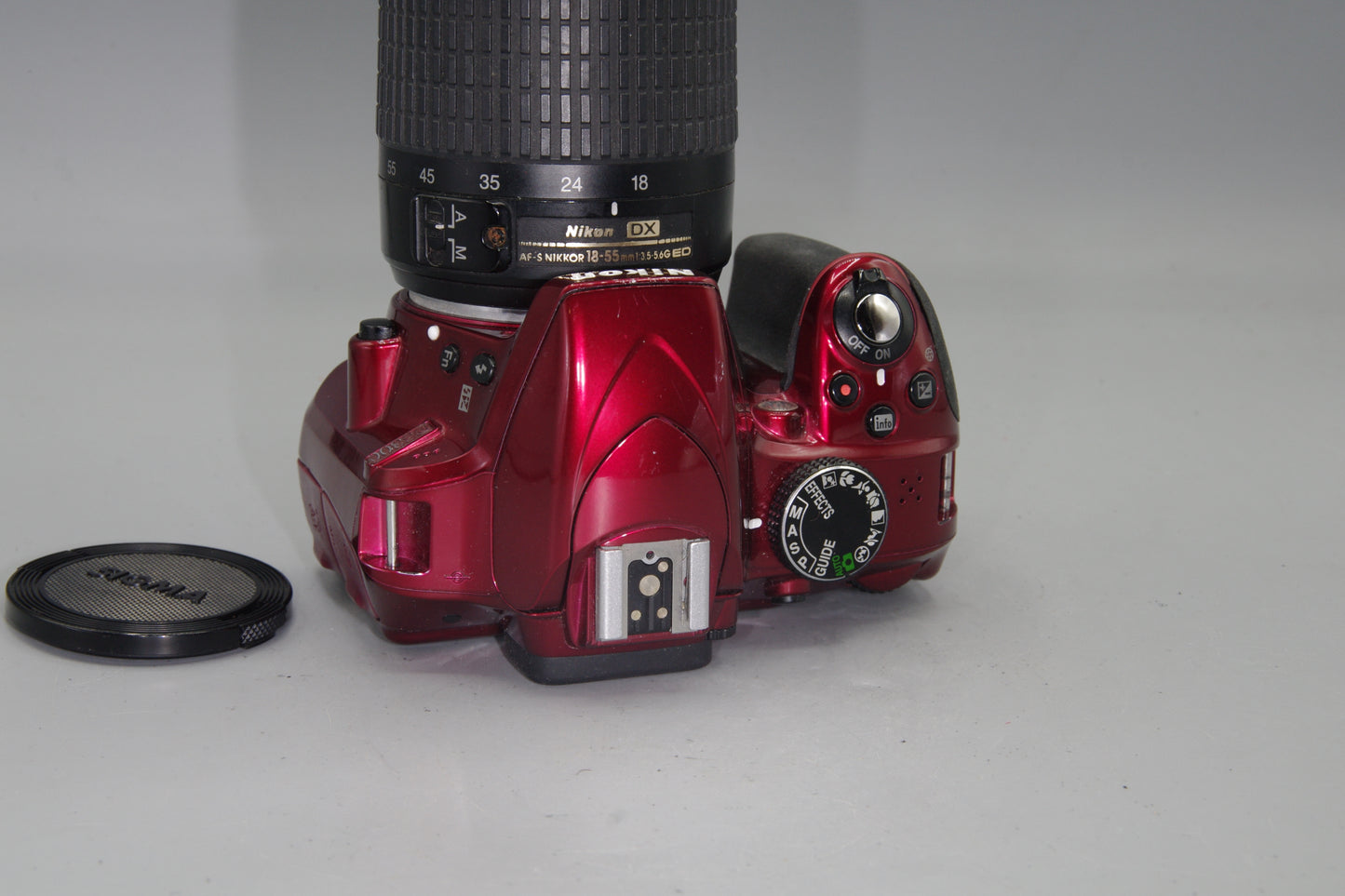 Red Nikon D3300 DSLR 24.2MP + 18-55mm VR Lens – S/C 26956