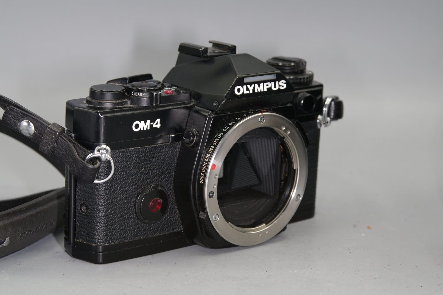 Olympus OM-4 35mm SLR Camera  + 35-70mm Lens and Case - Excellent