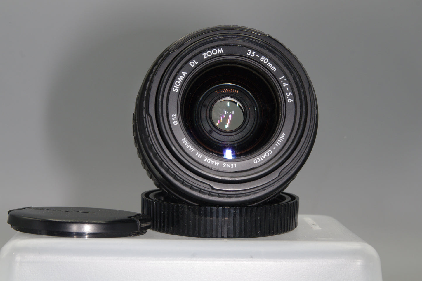 Sigma 35-80mm F/4-5.6 DL AF Zoom Lens with Caps - Canon EF Mount