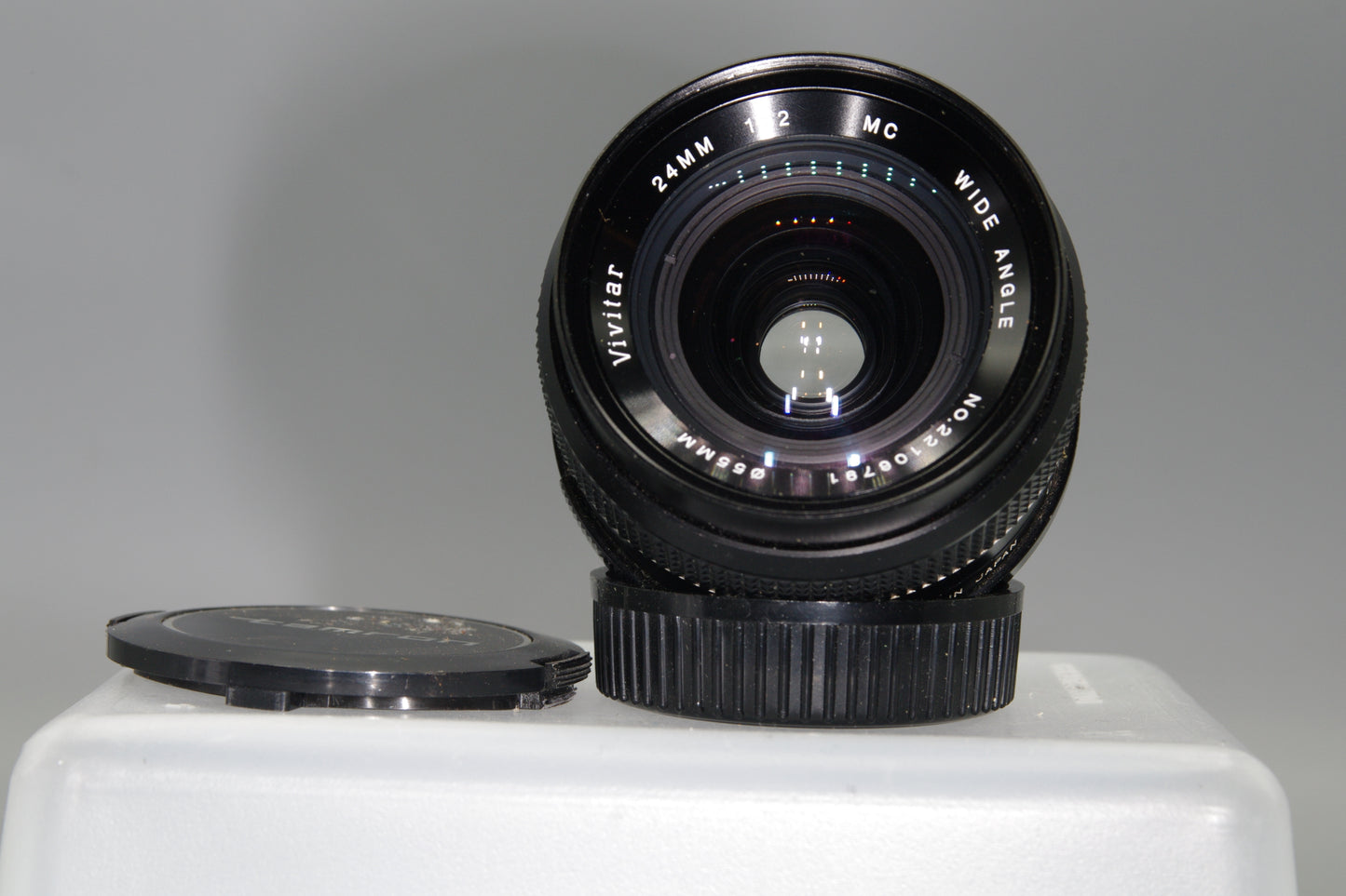 Vivitar 24mm F/2.0 Wide Angle Lens - OM Mount - Excellent Condition