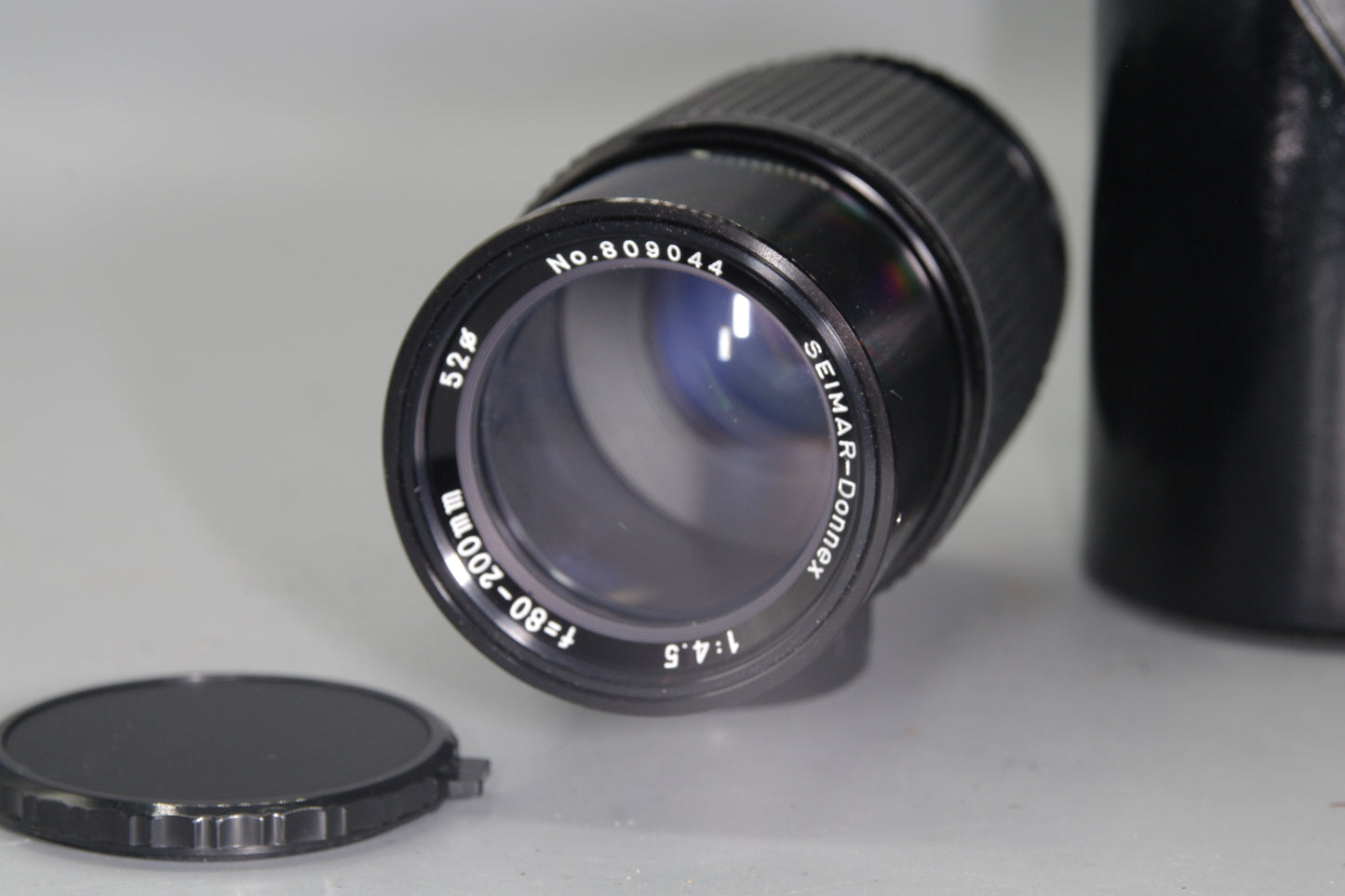 Seimar-Donnex 80-200mm F/4.5 Zoom Lens - M42 Mount