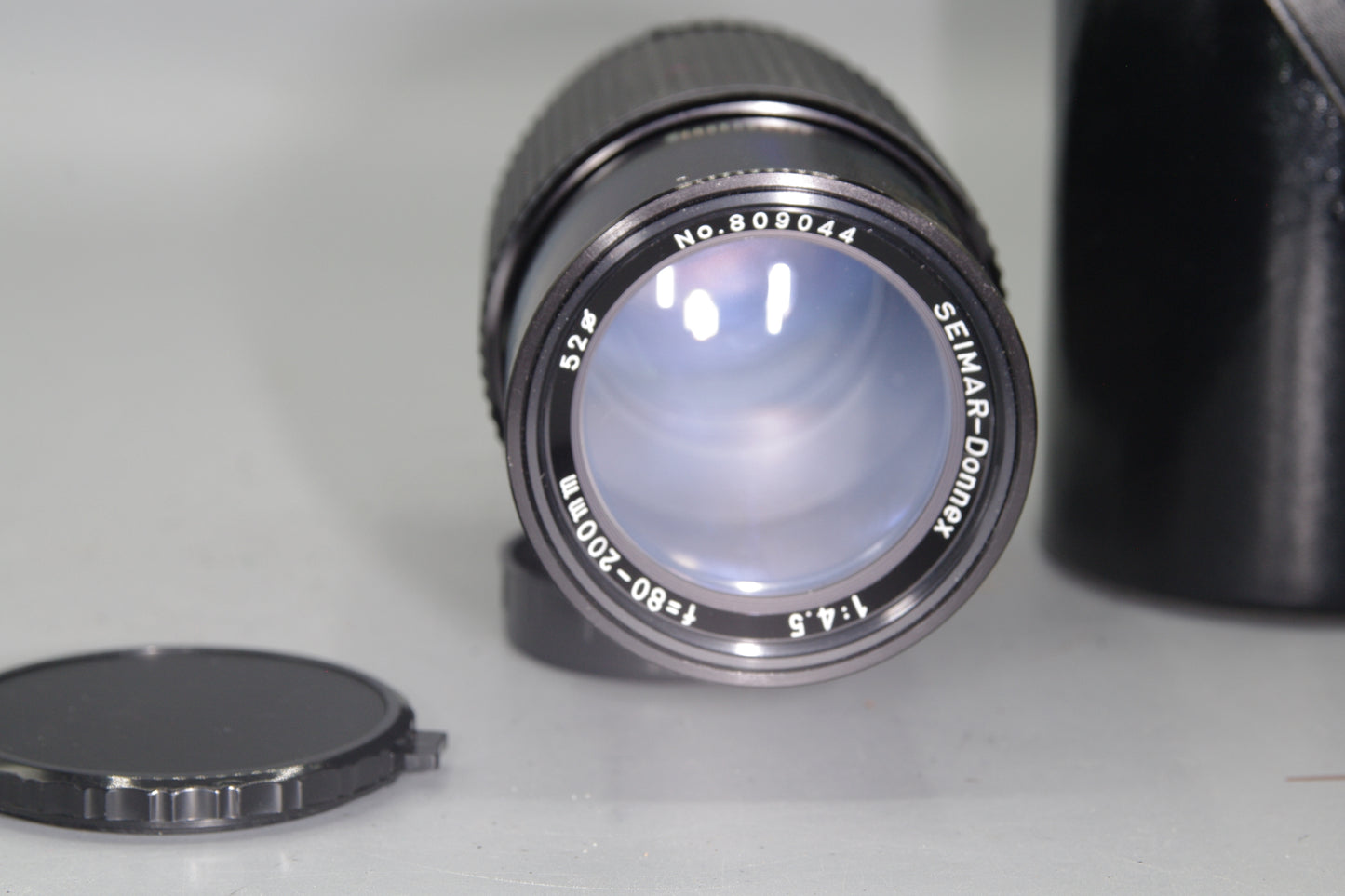 Seimar-Donnex 80-200mm F/4.5 Zoom Lens - M42 Mount