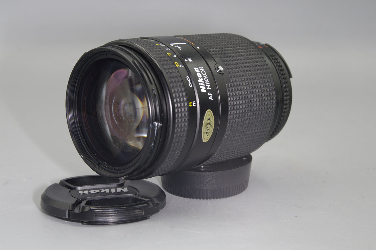 Nikon AF Nikkor 35-135mm F/3.5-4.5 Lens - Nice Clean Condition
