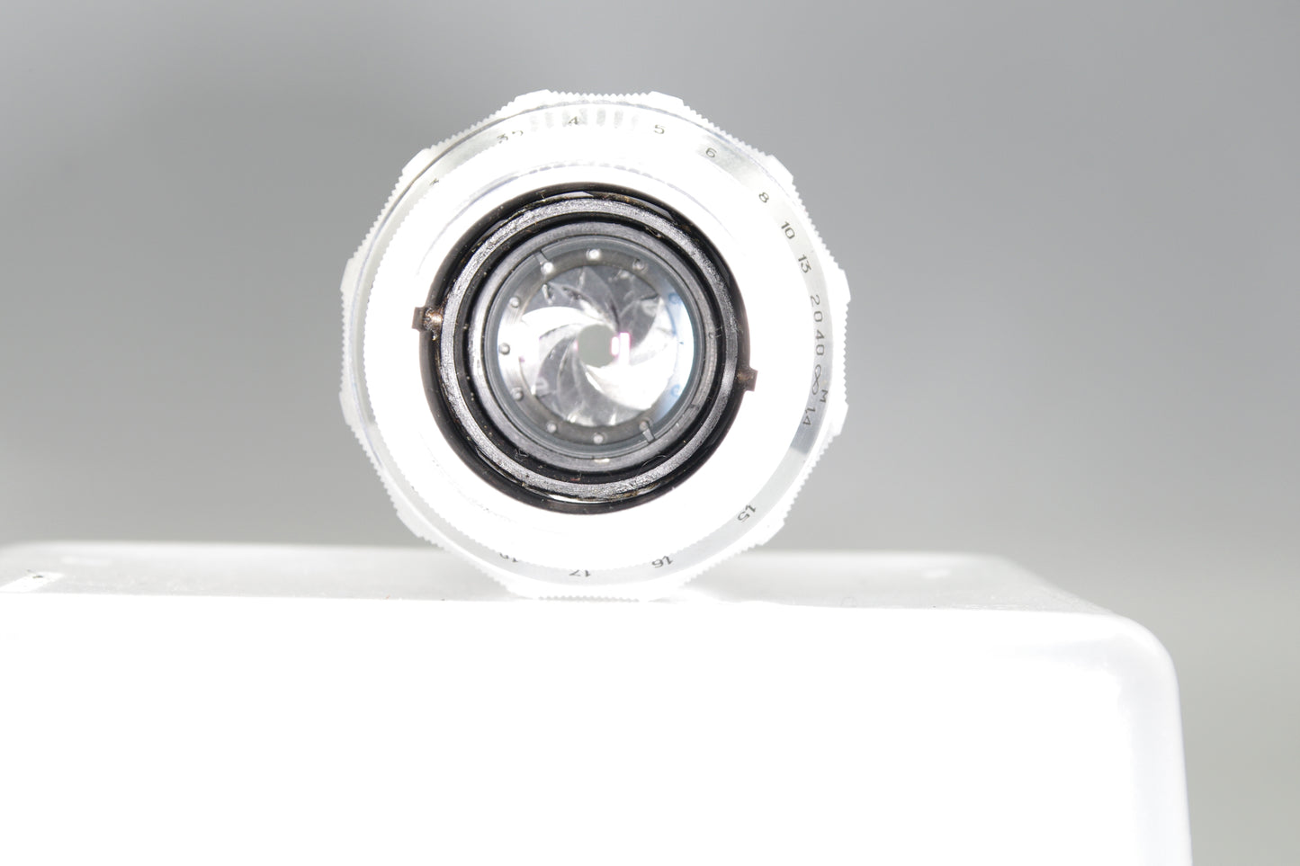 Jupiter-11 135mm F/4 Lens - M42 Mount