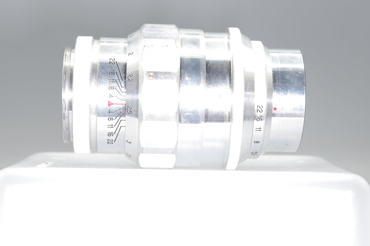 Jupiter-11 135mm F/4 Lens - M42 Mount
