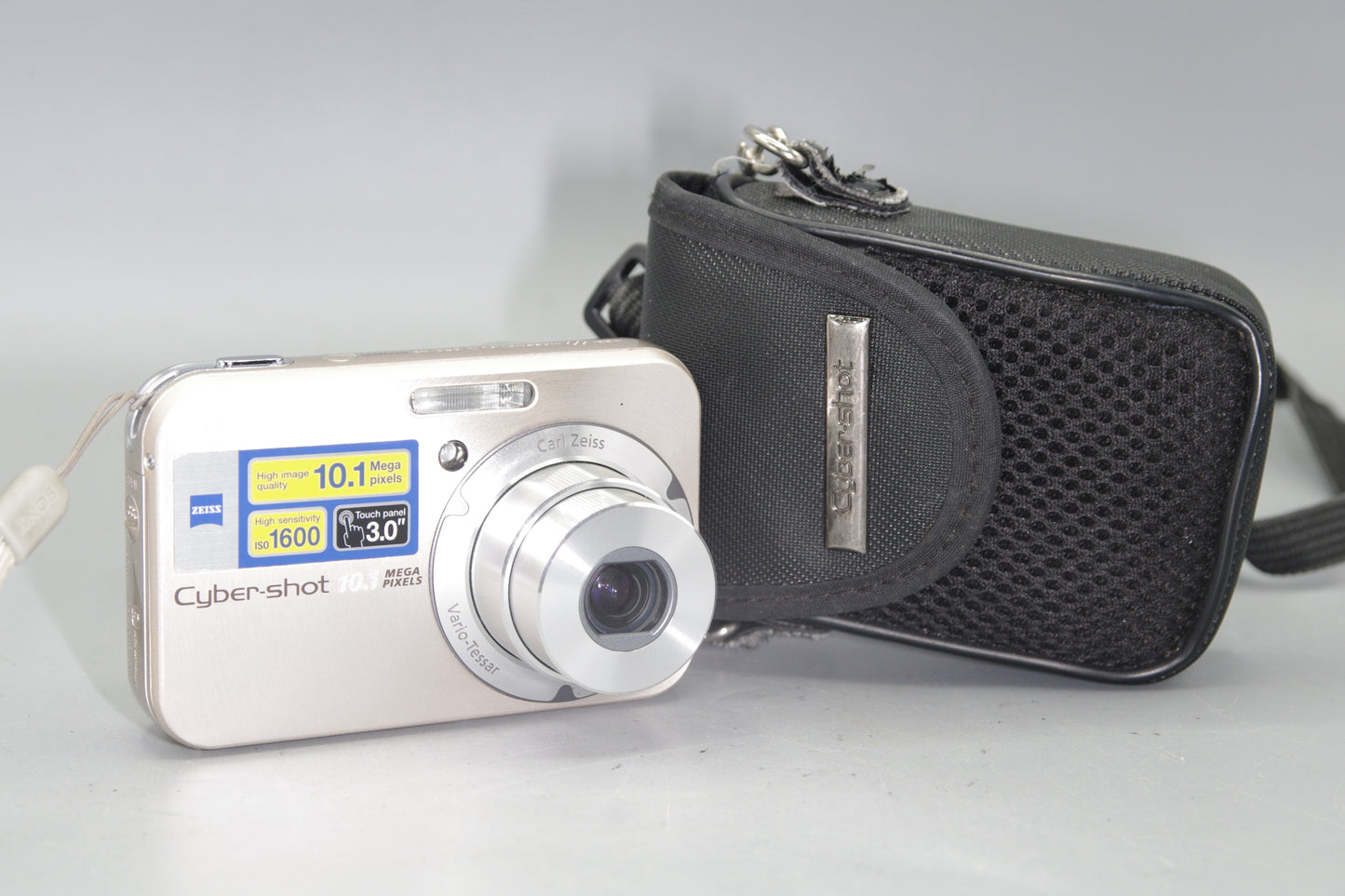 Sony Cybershot DSC-N2 10.1MP Compact Camera - Excellent