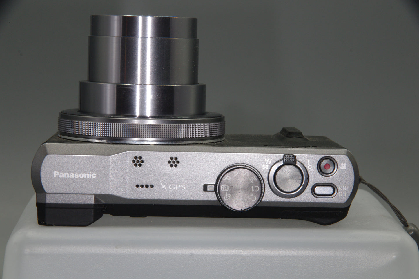 Panasonic Lumix DMC-TZ60 – 18.1MP – Leica 30x Zoom – GPS  Wi-Fi