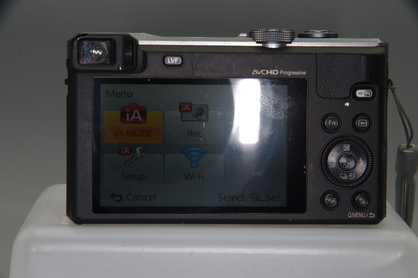 Panasonic Lumix DMC-TZ60 – 18.1MP – Leica 30x Zoom – GPS  Wi-Fi