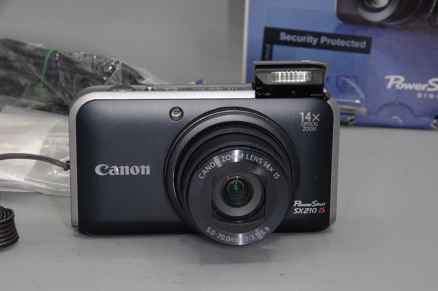 Canon PowerShot SX210 IS 14MP Compact Camera 14x Zoom HD - Boxed