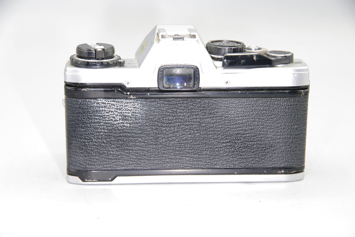 Olympus OM10 35mm SLR Camera with 50mm F/1.8 Lens+ Batteries - VGC