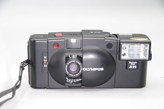 Olympus XA2 35mm Compact Film Camera with A11 Flash – Tested and Working