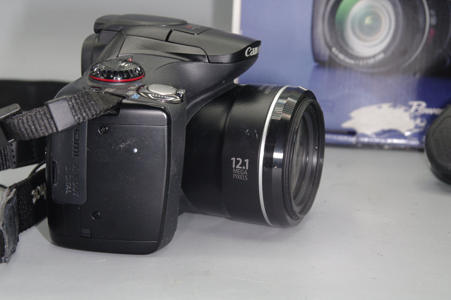 Boxed Canon SX40HS 12.1MP 35X Zoom Digital Bridge Camera