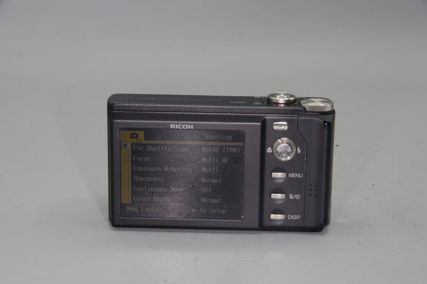 Ricoh R8 Digital Camera - 10MP - 7.1x Zoom - Compact - Excellent