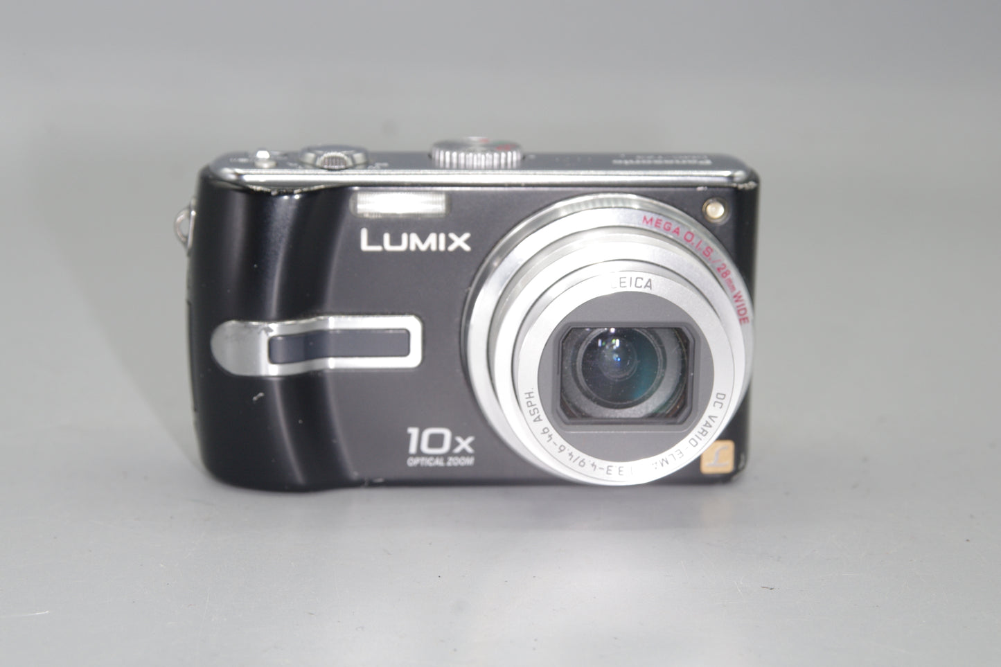 Panasonic Lumix DMC-TZ3 7.2MP 10x Zoom in Black
