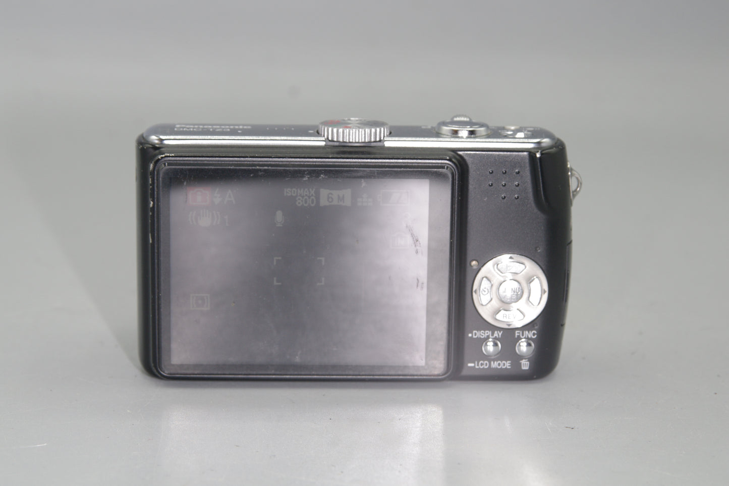 Panasonic Lumix DMC-TZ3 7.2MP 10x Zoom in Black