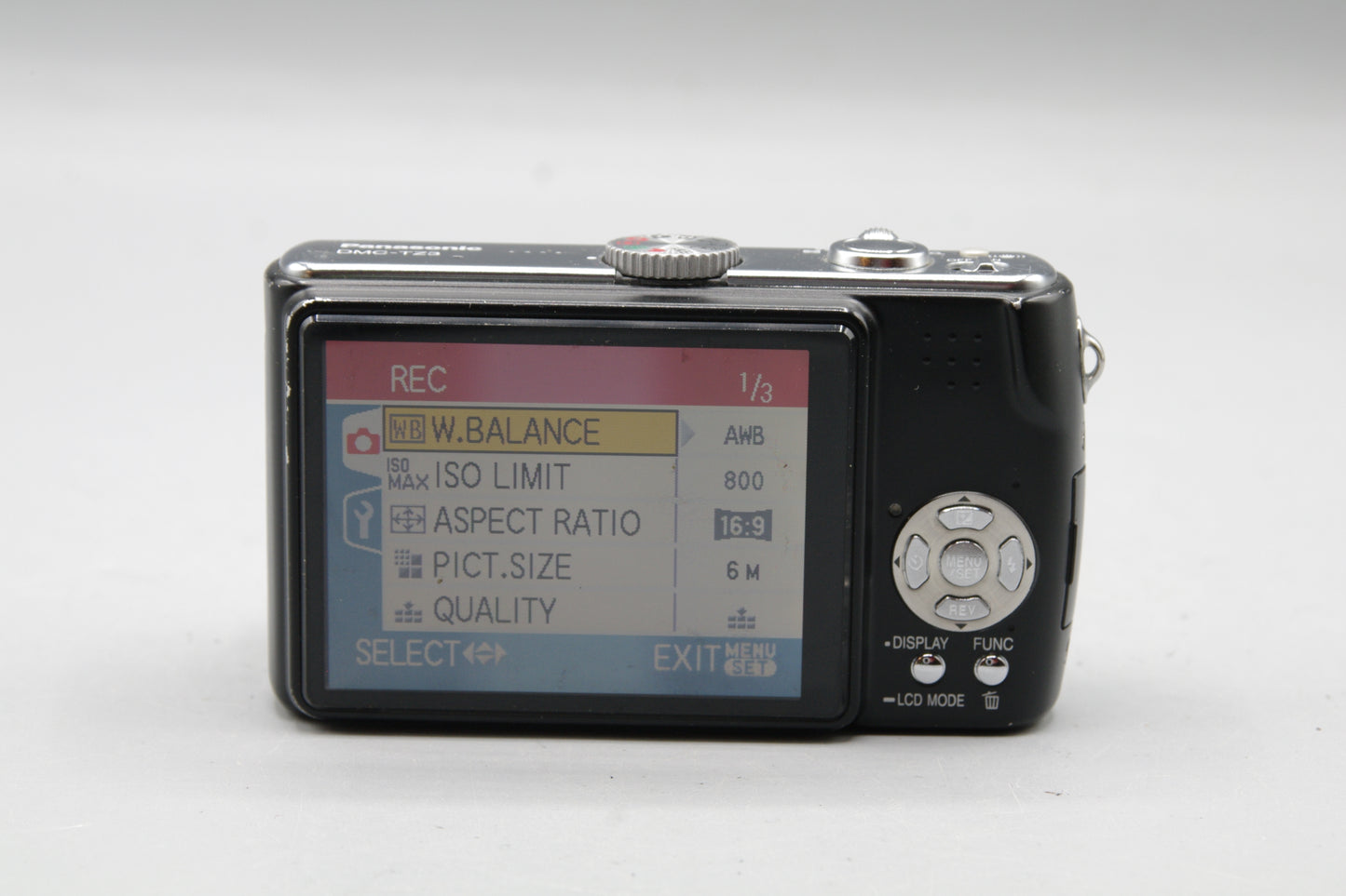 Panasonic Lumix DMC-TZ3 7.2MP 10x Zoom in Black