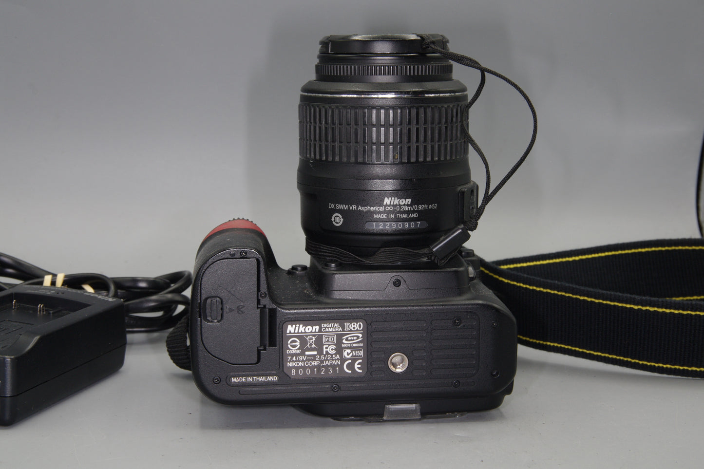 Nikon D80 10.2MP DSLR with 18-55mm Lens – Low S/C 449– Mint