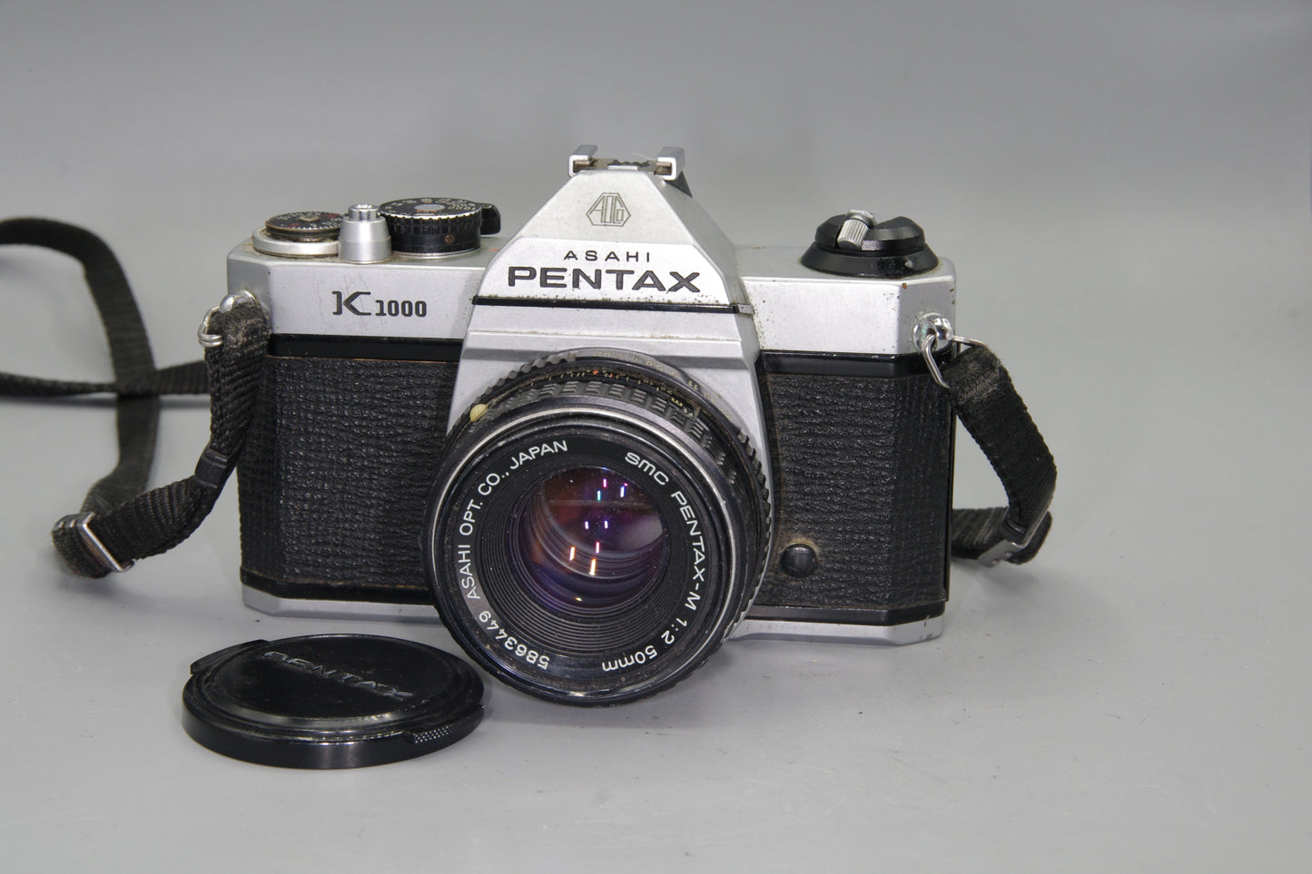 Pentax K1000 35mm SLR Camera with Pentax-M 50mm f/2 Lens Tested + Batteries