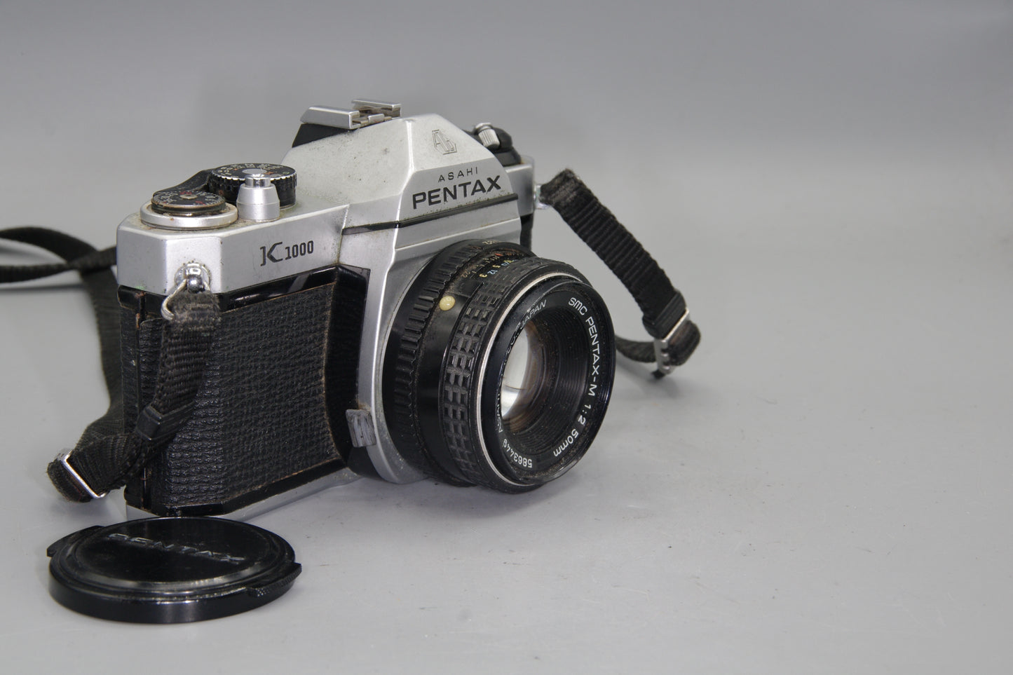 Pentax K1000 35mm SLR Camera with Pentax-M 50mm f/2 Lens Tested + Batteries