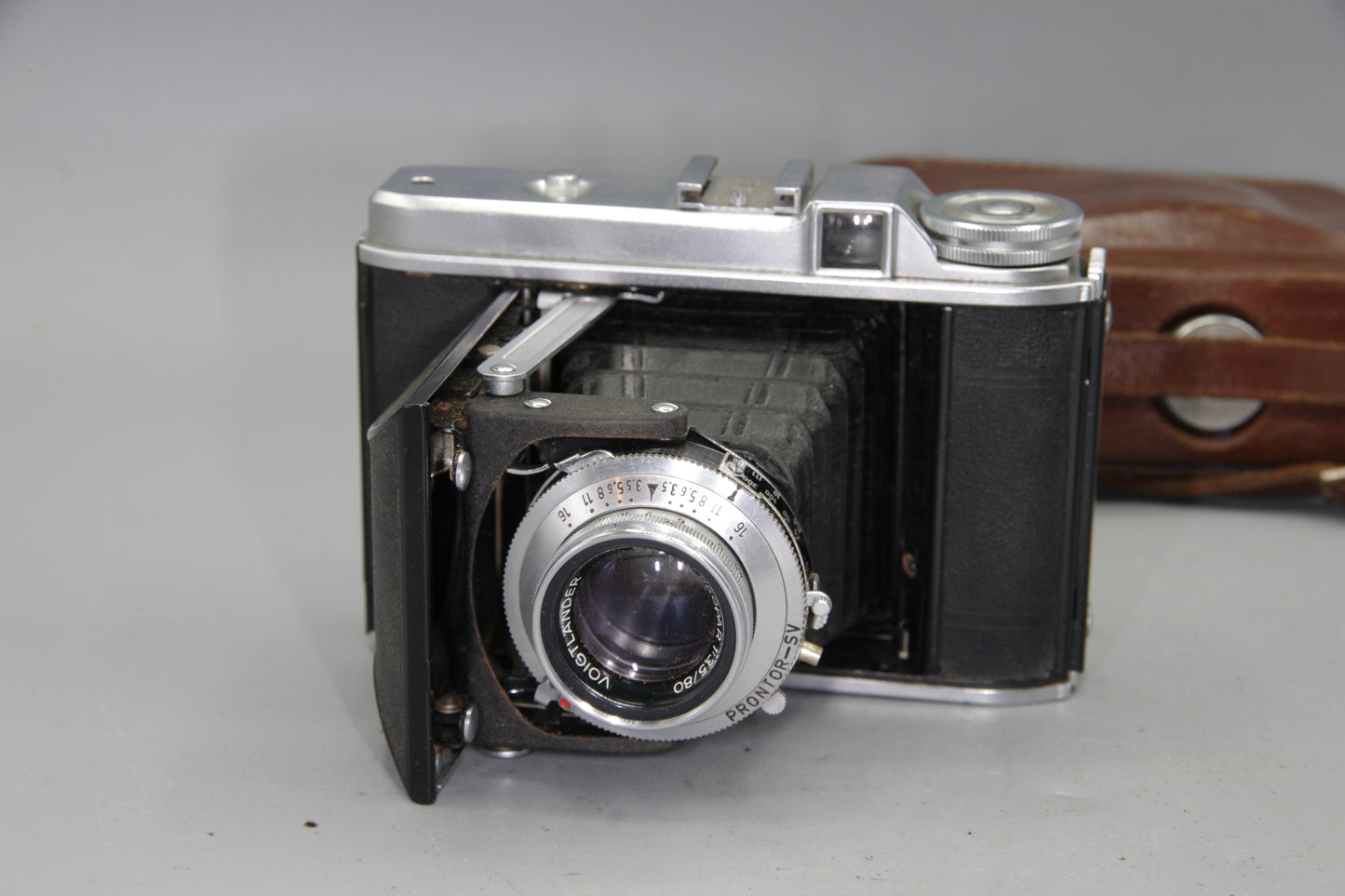 Voigtländer Perkeo I 6x6 Folding Camera –80mm F3.5 Lens – 1950s German Icon