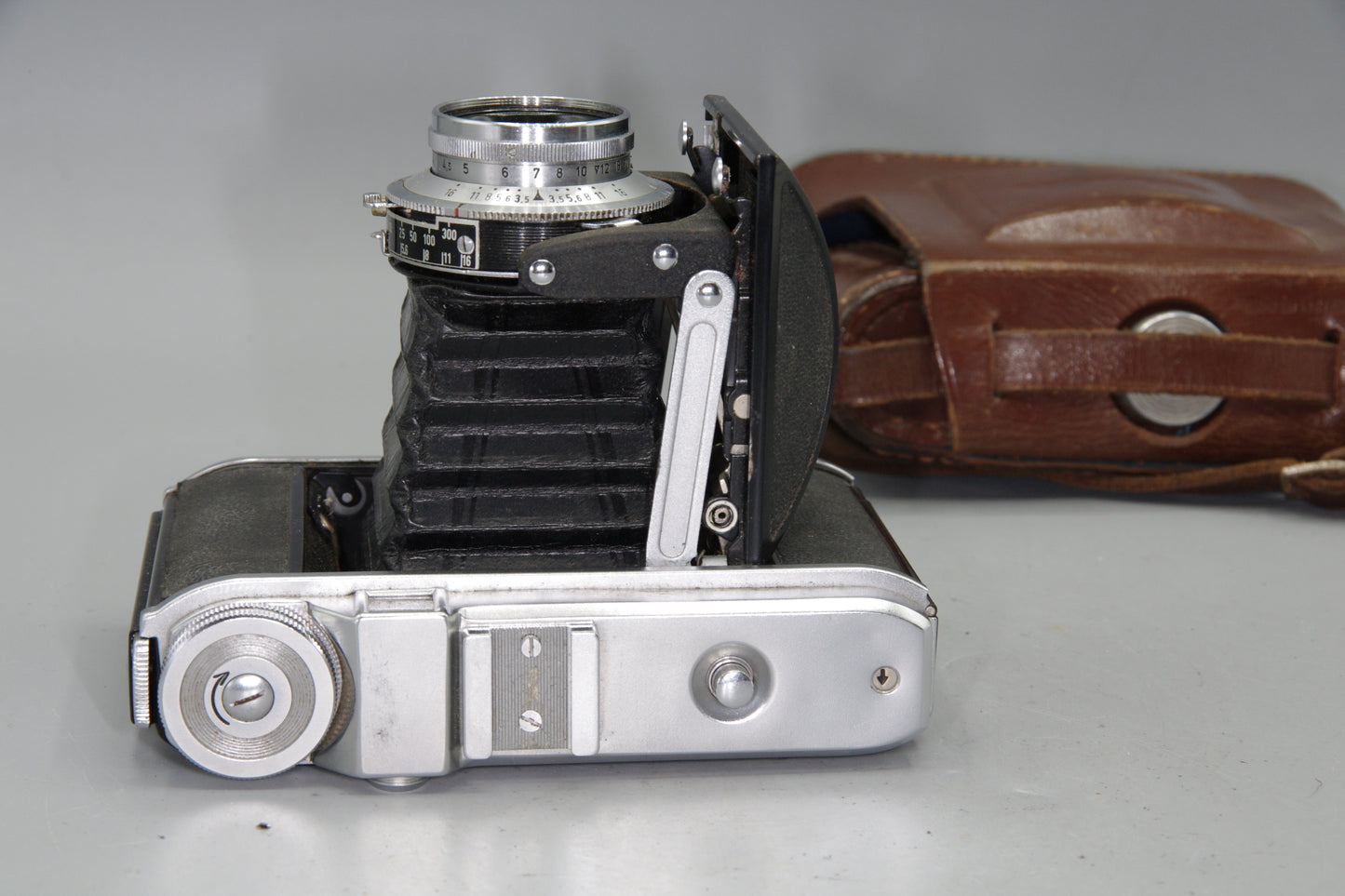 Voigtländer Perkeo I 6x6 Folding Camera –80mm F3.5 Lens – 1950s German Icon