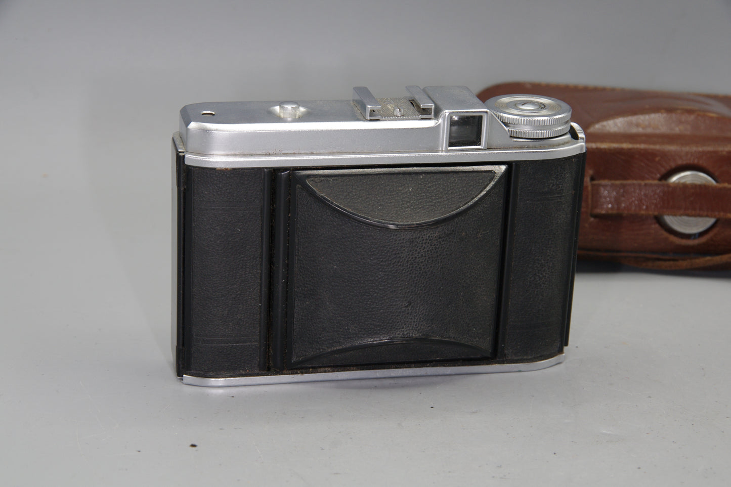 Voigtländer Perkeo I 6x6 Folding Camera –80mm F3.5 Lens – 1950s German Icon