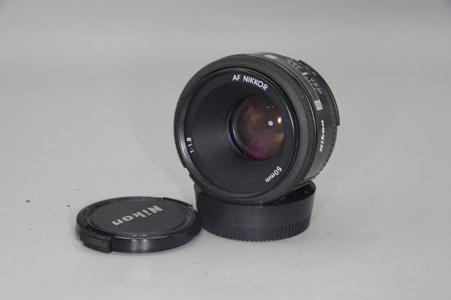 Nikon AF Nikkor 50mm f/1.8 Lens – AF – Fast Prime – Excellent – Both Caps