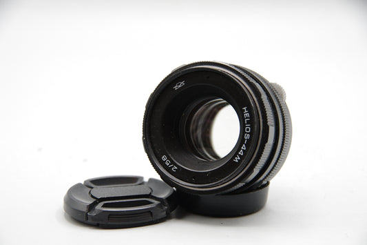 Helios-44M 58mm f/2 M42 Lens – Swirly Bokeh – Biotar Clone – Vintage USSR