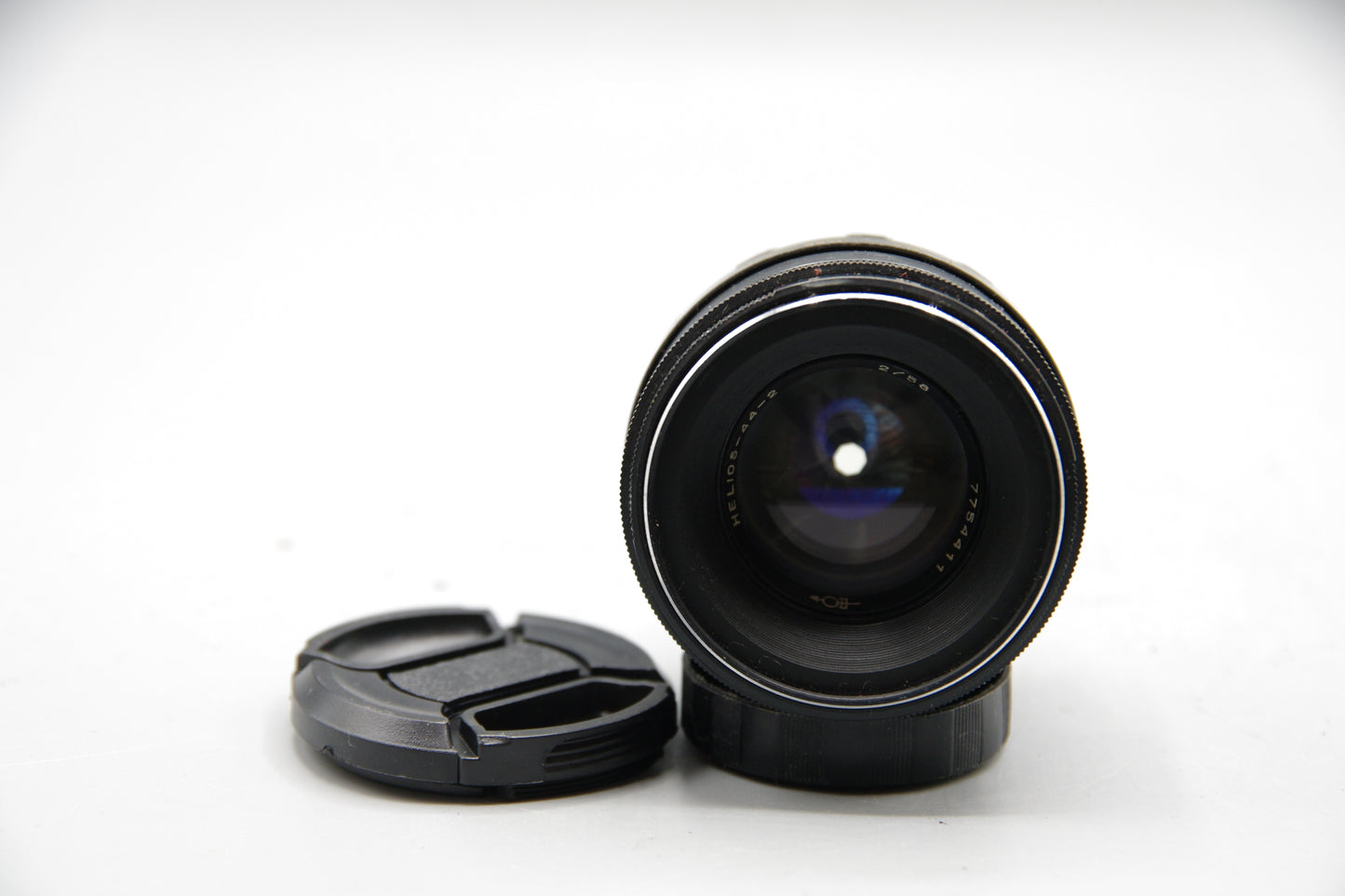 Helios-44-2 58mm f/2 M42 Lens – Swirly Bokeh – Biotar Clone – Vintage USSR