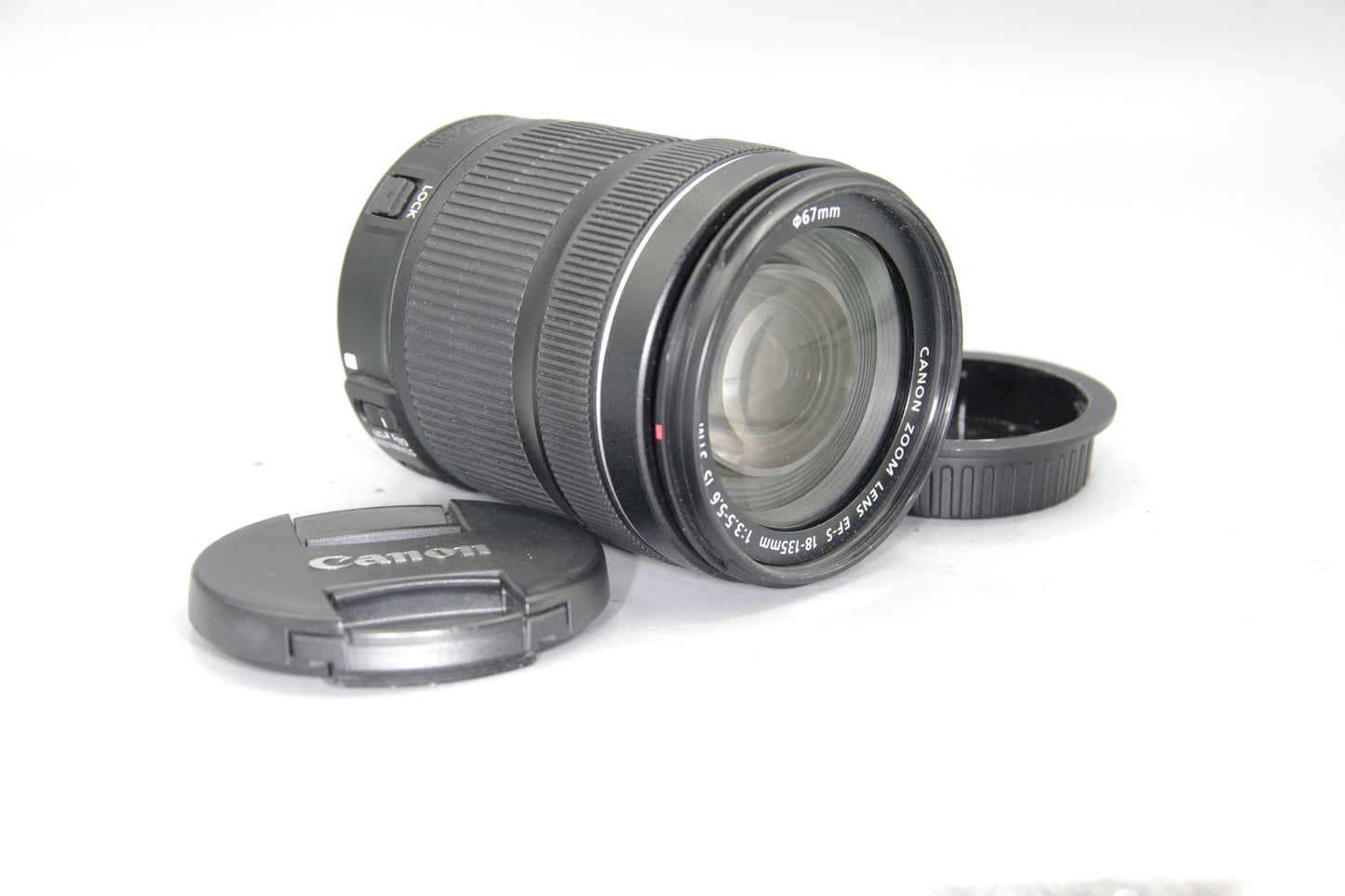 Canon EF-S 18–135mm f/3.5–5.6 IS STM Lens - APS-C - Image Stabilised - EXC