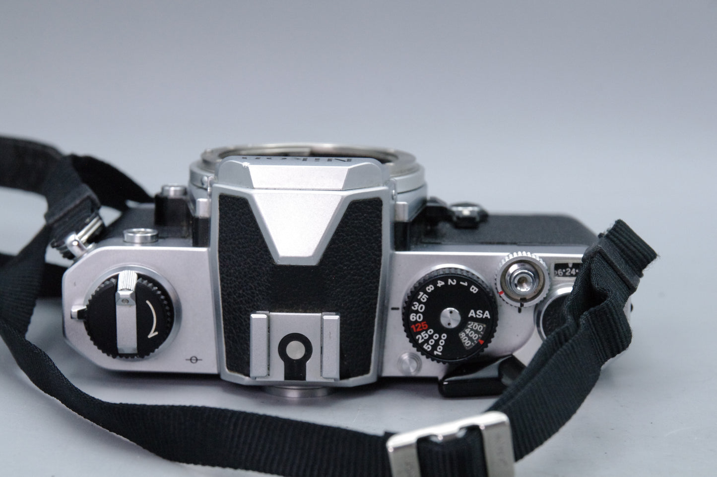 Nikon FM 35mm SLR Camera Body working with batteries