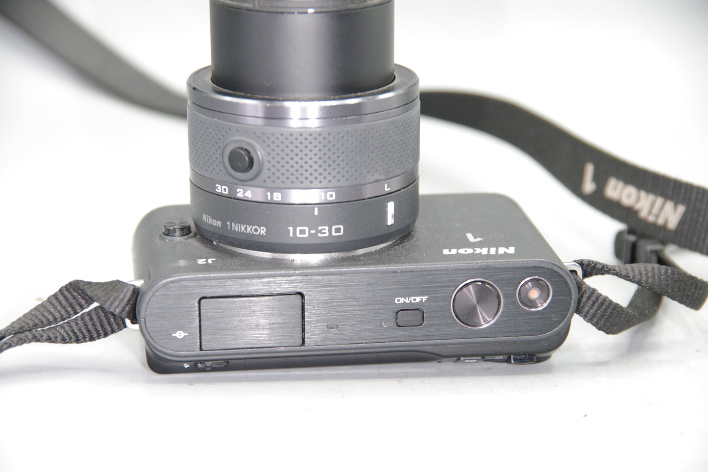 Nikon 1 J2 Mirrorless Camera with 10-30mm Lens Very Good