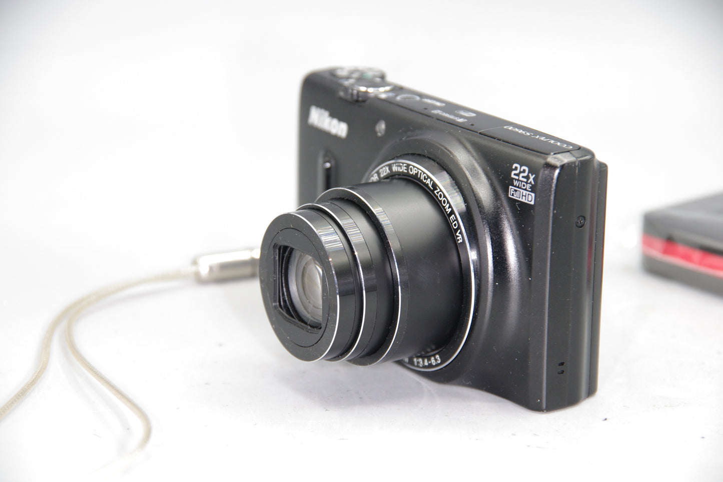 Nikon Coolpix S9600 Digital Camera with Charger Very Good 22x Zoom Wi-Fi