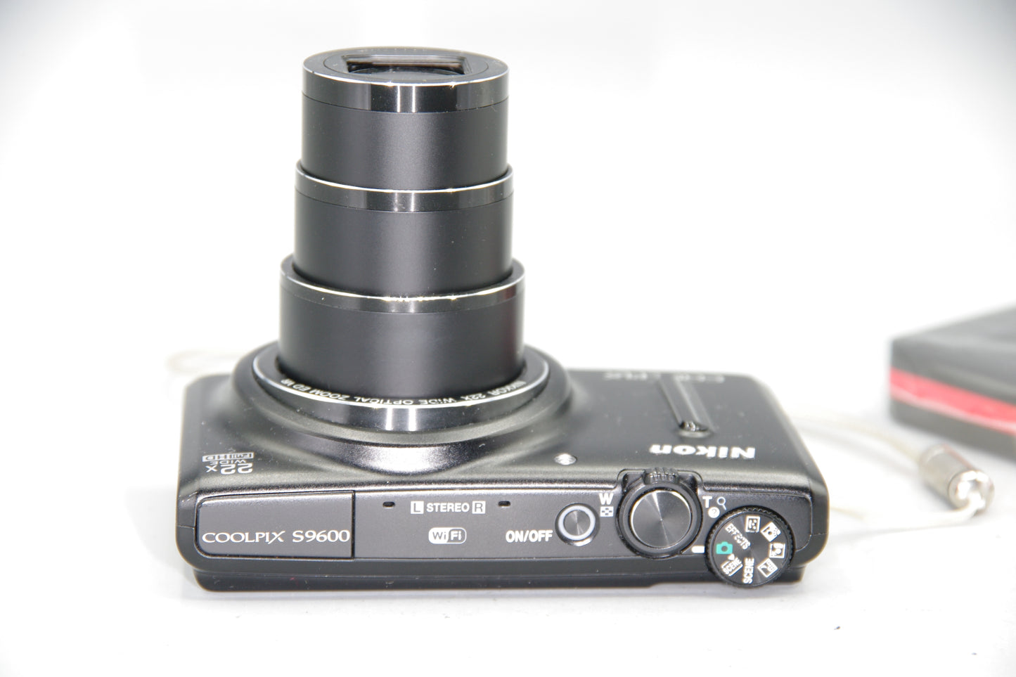 Nikon Coolpix S9600 Digital Camera with Charger Very Good 22x Zoom Wi-Fi