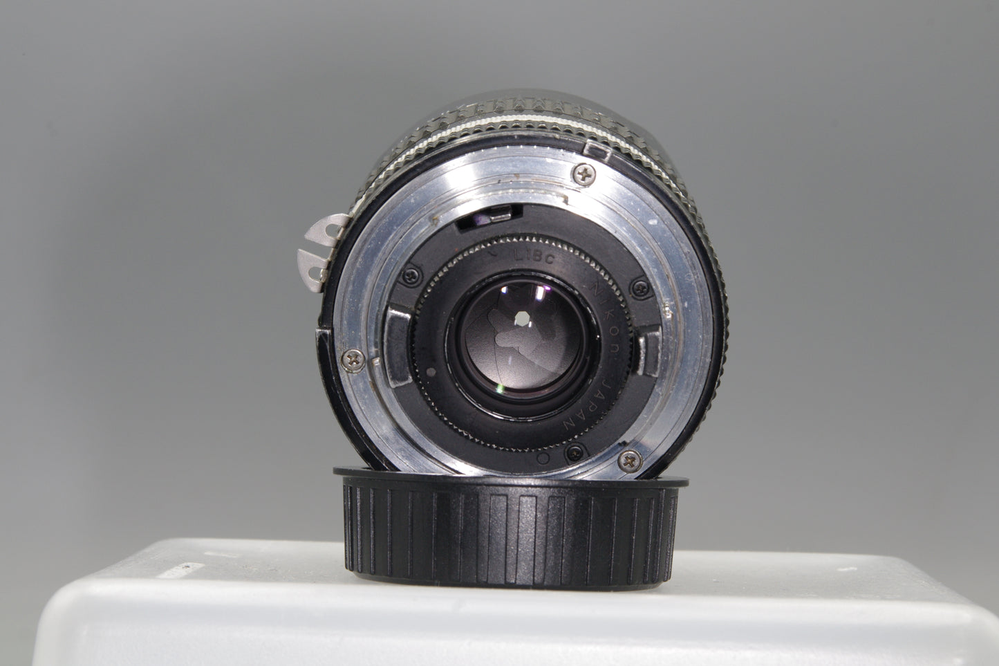 Nikon Fisheye-Nikkor 16mm F/2.8 AI Lens