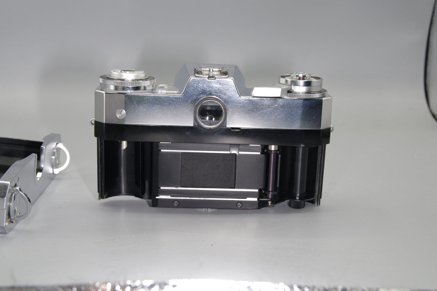 Rare Zeiss Ikon Contarex Super S-Matic 35mm Camera