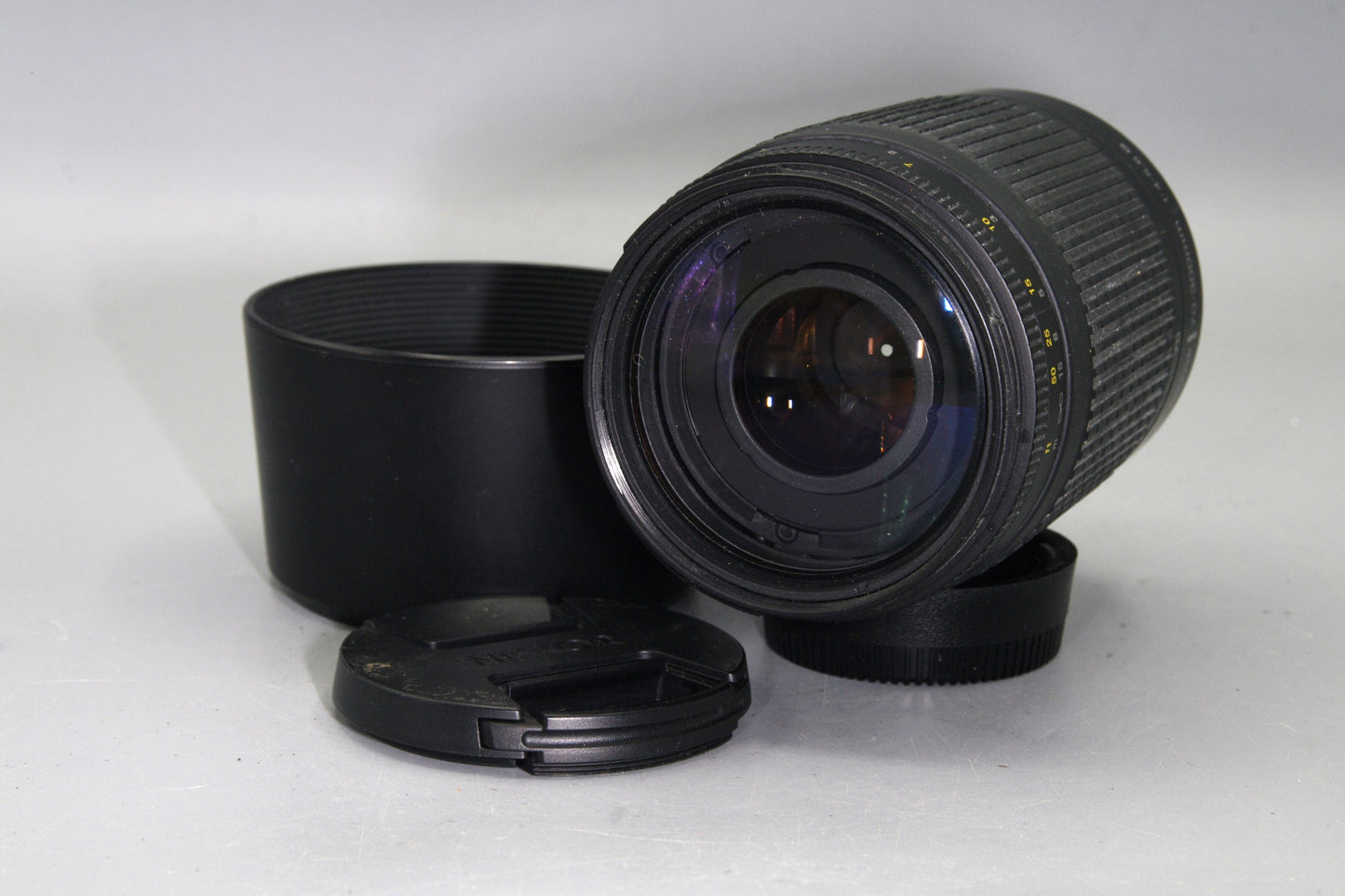 Nikon AF Nikkor 70-300mm F/4.0-5.6G Lens - with both caps and Hood
