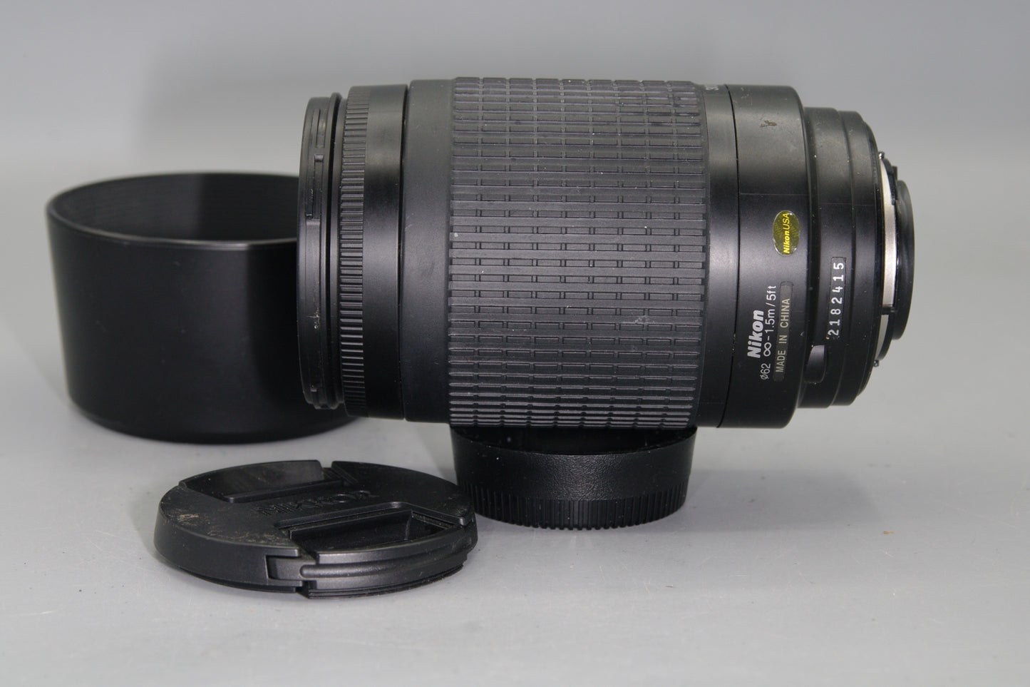 Nikon AF Nikkor 70-300mm F/4.0-5.6G Lens - with both caps and Hood